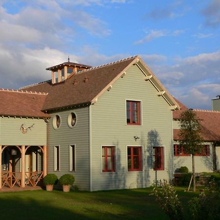 Lodge Saint-Hymer 外观 照片